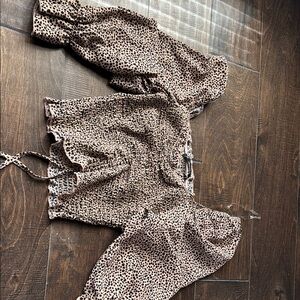 Leopard Print Long Sleeve Top